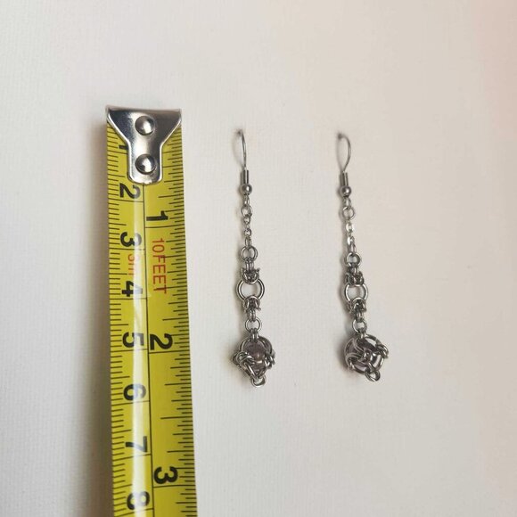 Vintage fairy long silver dangly chainmail earrings - Picture 5 of 6